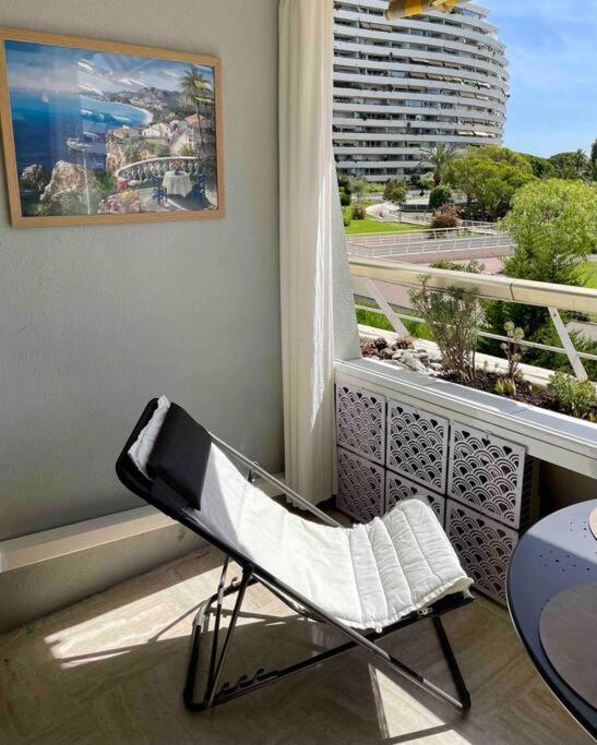 Studio Port Marina - Parking Prive, Climatise Au Ducal Вільнев-Лубе Екстер'єр фото